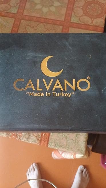 qara ayaqqabı: Calvano Ayaqqabi — 1