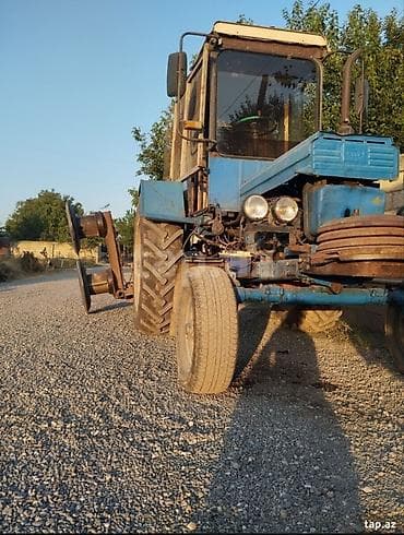 82 1 traktor: Te 28 ela vəzyətdi heç bir prablem yoxdu ot picene birgə de satilir — 3