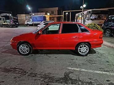 winda teker: Opel Astra: 1.6 l | 1996 il 253555 km Sedan — 3