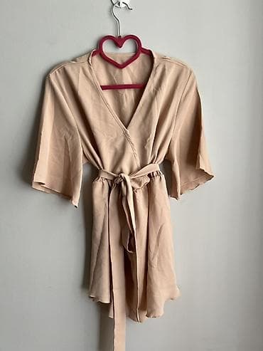 şort: Bej rəngli qadın tuniği/kimono üst - Model: V-yaxa, sarafan tipli — 1