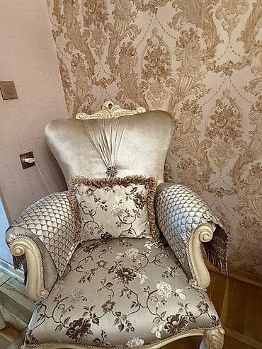 lejanka cena: İşlənmiş, Klassik divan, 2 kreslo — 3