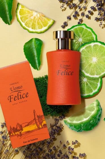 yunan lavandası: İyul bazar günü günortadan keçmişdi. Çevik Vespa qədim Siciliya — 1