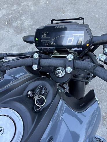 moto moped: Yamaha — 6