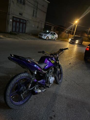 мотоциклы и цены: Sport üslublu motosiklet – tünd bənövşəyi-kömür rəng sxemi ilə — 2