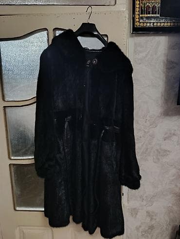 Rusiya Maldı Norkaya Şuba Razmeri 44dü Heqi Alcıya endirim olcaq -