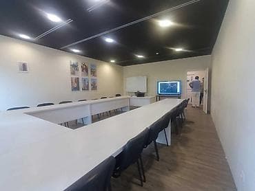 emircanda ev satisi: İcarəyə verilir 1 otaqlı ofis 40 m², Sahil m. Daha 4 şəklə bax — 3