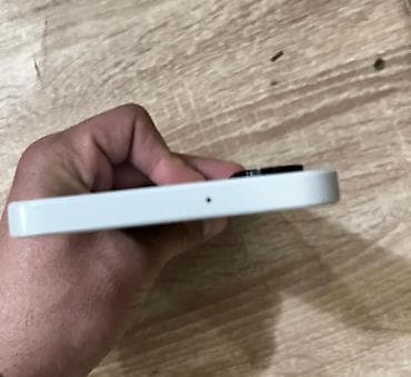 təcili telefon: Samsung Galaxy A26 5G, 128 GB, rəng - Ağ, İki sim kartlı — 5