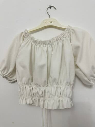 женские футболки и майки в полоску: Ağ rəngli qadın bluzası – “ILE” markası Ölçü: USA M (etiketdə — 5