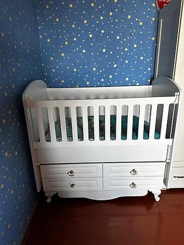 GuluxBesik satilir 120 azn Hec bir problemi yoxdur Unvan