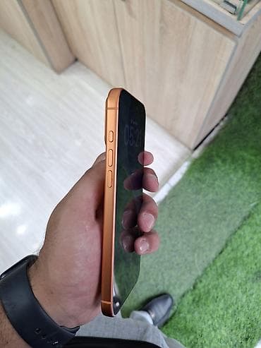 philips xenium 9@9z: IPhone 17 Pro Max, 256 GB, Narıncı, Face ID, Simsiz şarj — 3