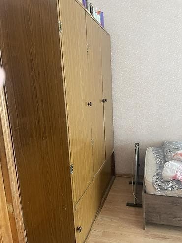 qapi: 6 qapı, Qəhvəyi, Digər material, Açılan, Düz dolab — 2