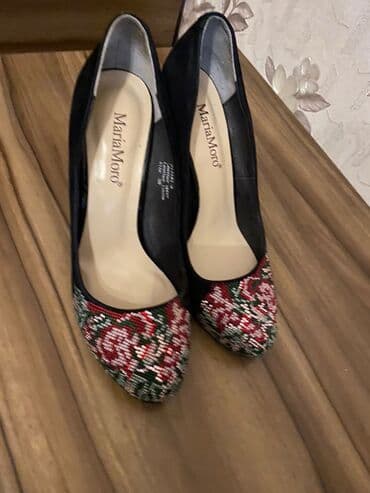 derihan ayakkabı: Tuflilər, Ölçü: 38, rəng - Qara, İşlənmiş — 2