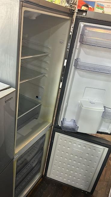 paltar yüyan: 2 qapılı Beko Soyuducu Satılır, rəng - Boz, Dispenserli — 2