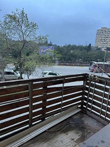 4cu mkr kiraye evler: 3 otaqlı mənzil – geniş eyvanlı - Planlaşdırma: uzun dəhlizli, 3 ayrı — 1