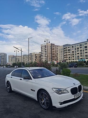 Продажа авто: BMW 750: 4.4 л | 2011 г. Седан — 4