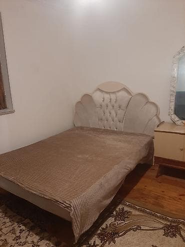 kiraye ev verilir: Kirayə verilir: 2 otaqlı, mebellı həyət evi - Plan: geniş yataq otağı — 5