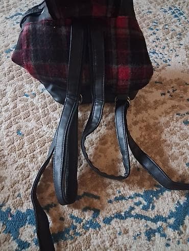 Kitablar və jurnallar: Qırmızı-qara dama naxışlı dəri detallar ilə kombin olunmuş çanta/sırt — 2