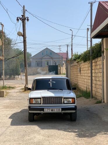 lada kalina 2005: VAZ 2107 sedan – ağ rəng, klassik kuzov dizaynı, 4 qapı. SALAM Vez — 5