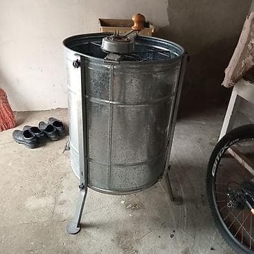 Bal süzgəci – əl ilə fırladılan, sinklənmiş metal gövdəli - Material — 2