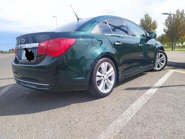 автомобиль фольксваген поло: Chevrolet Cruze sedan – yaşıl metalik rəng, sport üslublu kuzov paketi — 3