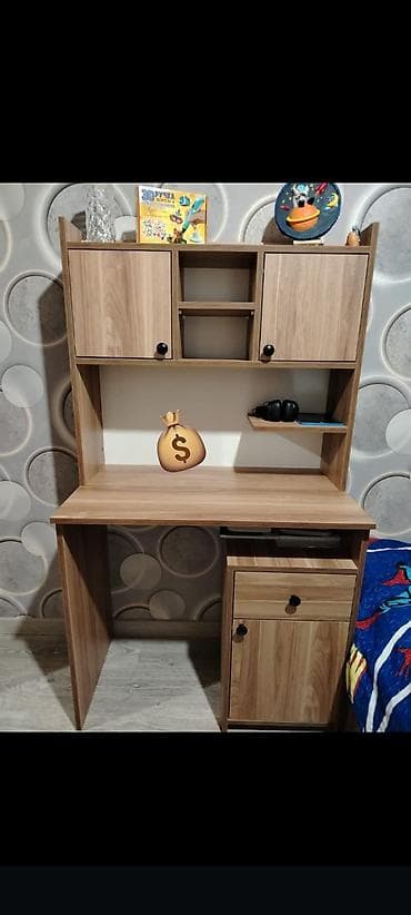 Kompüter masası, Yeni