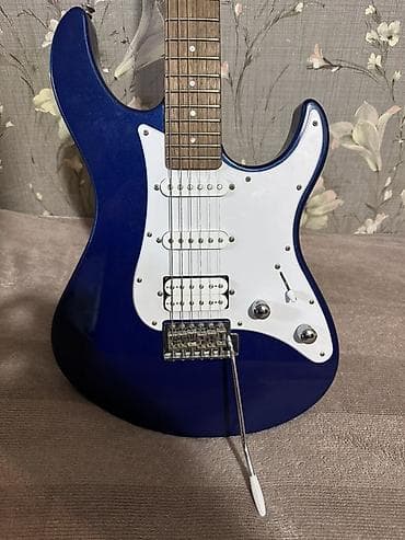 yamaha 75: Elektron gitara, Yamaha, 6 sim — 2