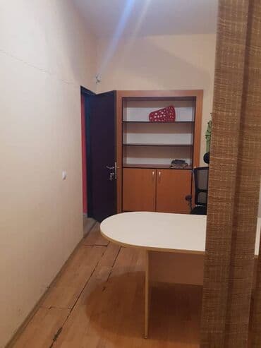 снять офис в баку: 28 may metrosuna yerləşən 35kv sahəsi olan əşyali ofis kimi 900azn — 9