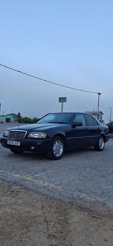 mercedes 180 c: Mercedes-Benz C 180: 1.8 l | 1994 il Sedan — 2