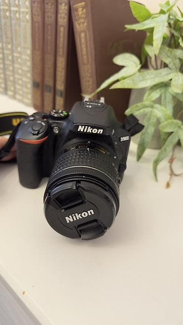 samsung 3322: • Nikon D5600 DSLR fotoaparat dəsti • Yenidir, 2 dəfə istifadə — 2