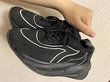 spor ayaqqabı: Qara uniseks idman ayaqqabısı - Rəng: tam qara, boz/ağ zolaq — 2