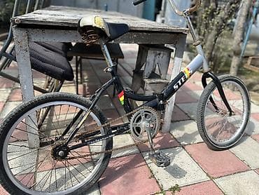 Şəhər velosipedləri: Şəhər velosipedi Stels, 24", sürətlərin sayı: 1 — 3