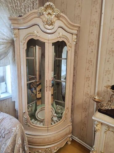 işlenmiş mebeller satilir: İşlənmiş, Komod, Servant — 2