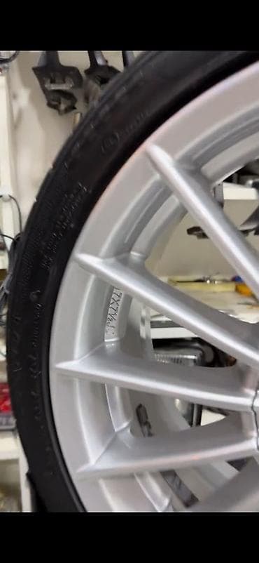 mercedes disk: Məhsul: 4 ədəd yüngül lehimli disk və təkər komplekti Xüsusiyyətlər — 3