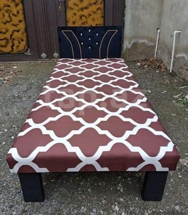 стоимость услуг нотариуса: Təzə taxtlar. 1 nəfərlik çarpayılar 60manat. 2 nəfərlik taxt — 3