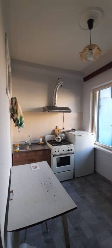 ağ şeher evler: Bakı, 3 otaqlı, Köhnə tikili, m. Həzi Aslanov, 80 kv. m — 5