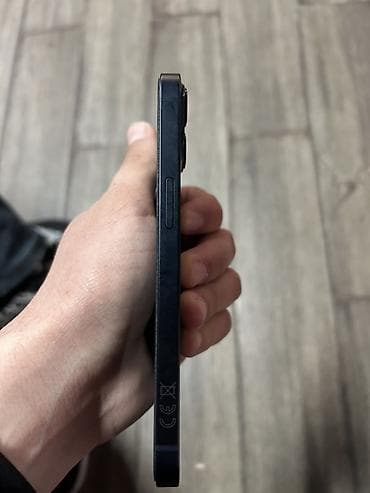 айфон 13 про бу: IPhone 13, Голубой, Face ID — 2