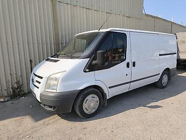 Ford Transit yük furgonu - Korpus: qısa baza, aşağı tavanlı, 3 qapı — 1