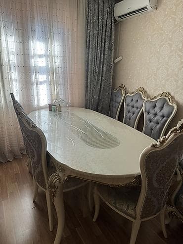 led lent: Klassik üslubda qonaq otağı dəsti - Yumşaq, düyməli başlıqlı, qızılı — 2