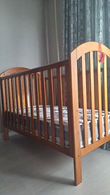 Для девочки и мальчика, Четырехугольная, Колыбель, Без бортиков, С матрасом, Без механизма качания