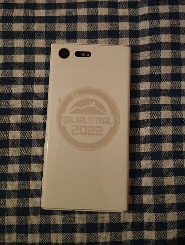 Стаканы: Sony Xperia Zr, цвет - Белый, Сенсорный — 4