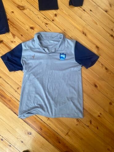 серые мужские свитшоты: Iksi bilrikde 15 azn — 1