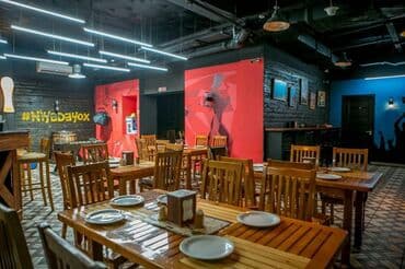 arenda pub restoran: Nizami metrosuna yaxın 170 kv.m sahəsi olan, yol kənarı 5otağlı bütün — 3