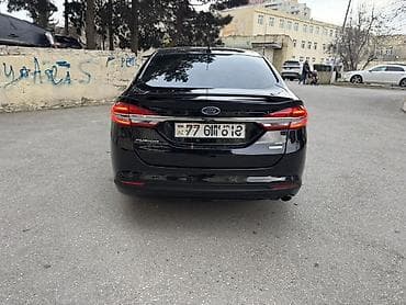 Aksesuarlar və tüninq: Ford Fusion SE sedan - Korpus rəngi: qara, xrom detallı ön barmaqlıq — 3