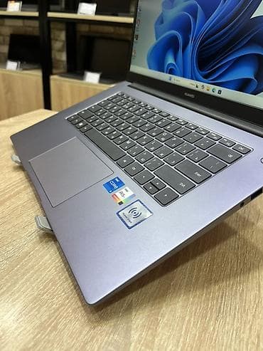 huawei planşet: 🖥️ Huawei ✅Prosessoru : Core I5-1155G7 ✅Ram : 8 Gb ✅SSD : 256 Gb — 5