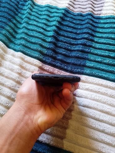 iphone yeni: IPhone 11, 64 GB, Qara, Face ID — 6