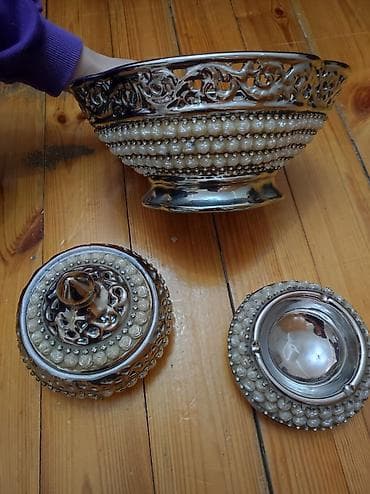 Dekorativ qab dəsti üçü birlikdə 25 azn