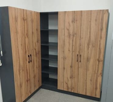 asperatorlar: Ağ rəngdə olan mətbəx mebeli dəsti. Qaz plitəsi və aspirator üçün — 11