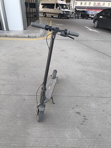 İşlənmiş Elektrik samokat 10", 351 - 500 Vt, 26 - 35 km/s, Ünvandan götürmə, Ödənişli çatdırılma — 7