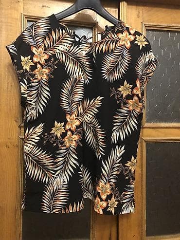 tunikler: Qadın üçün geyim koftalar biri 5 m razmer S,M,L 1) T‑şört: Açıq — 7