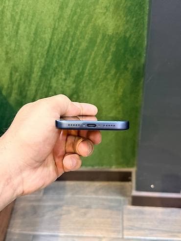 iphona 6 plus: IPhone 17 Pro Max, 1 TB, Mavi, Face ID — 4